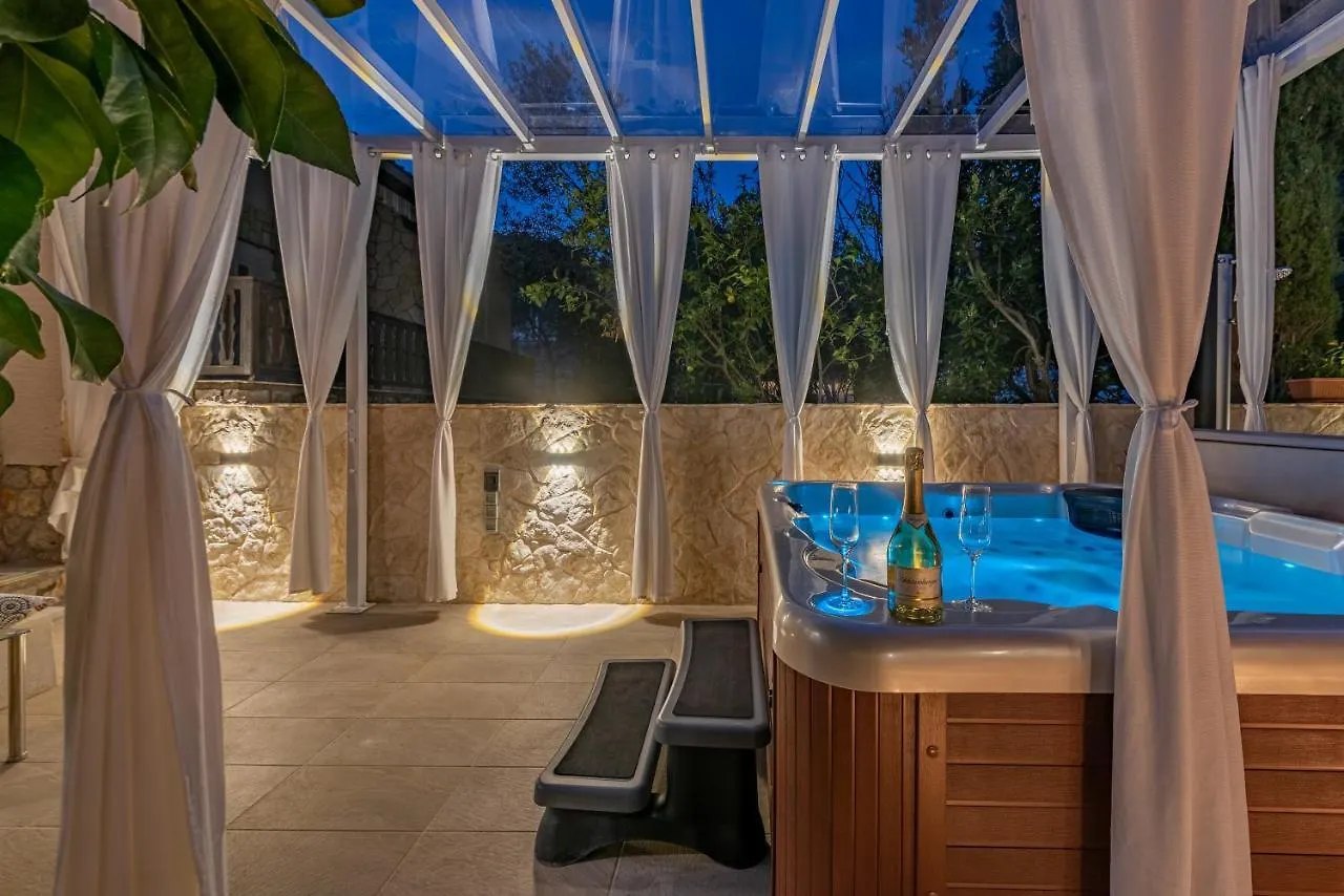 Villa Roko - Luxury Villa 60M From Beach! Zdrelac