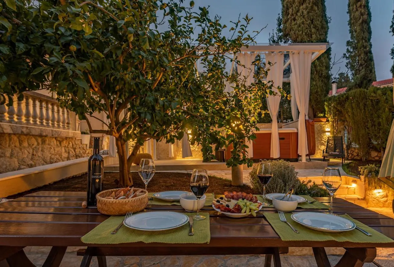 Villa Roko - Luxury Villa 60M From Beach! Zdrelac 0*,  Croatia