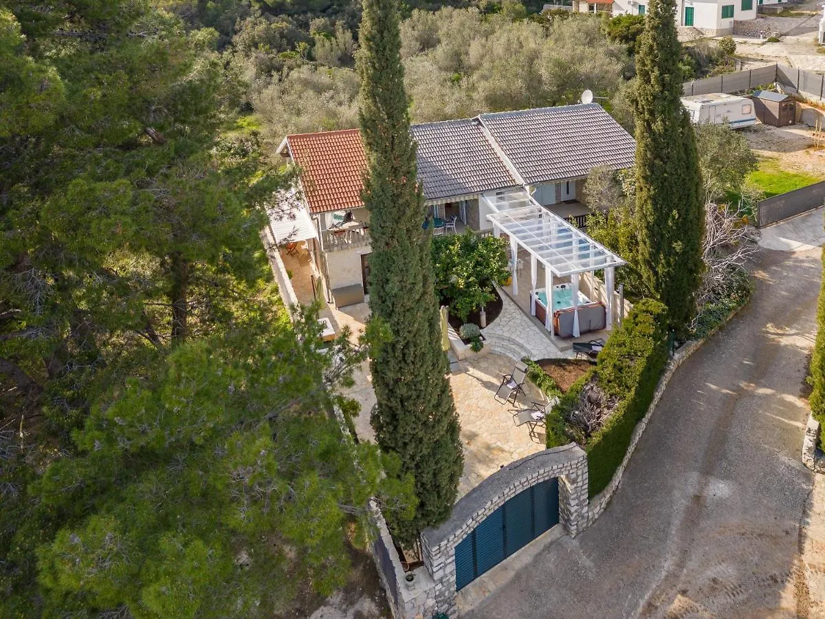 Villa Roko - Luxury Villa 60M From Beach! Zdrelac