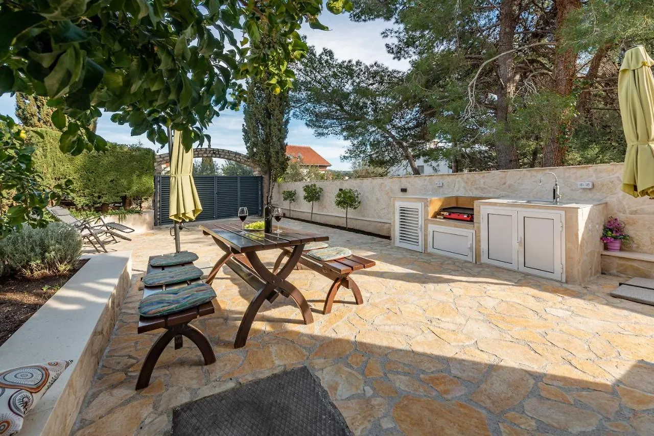 Villa Roko - Luxury Villa 60M From Beach! Zdrelac