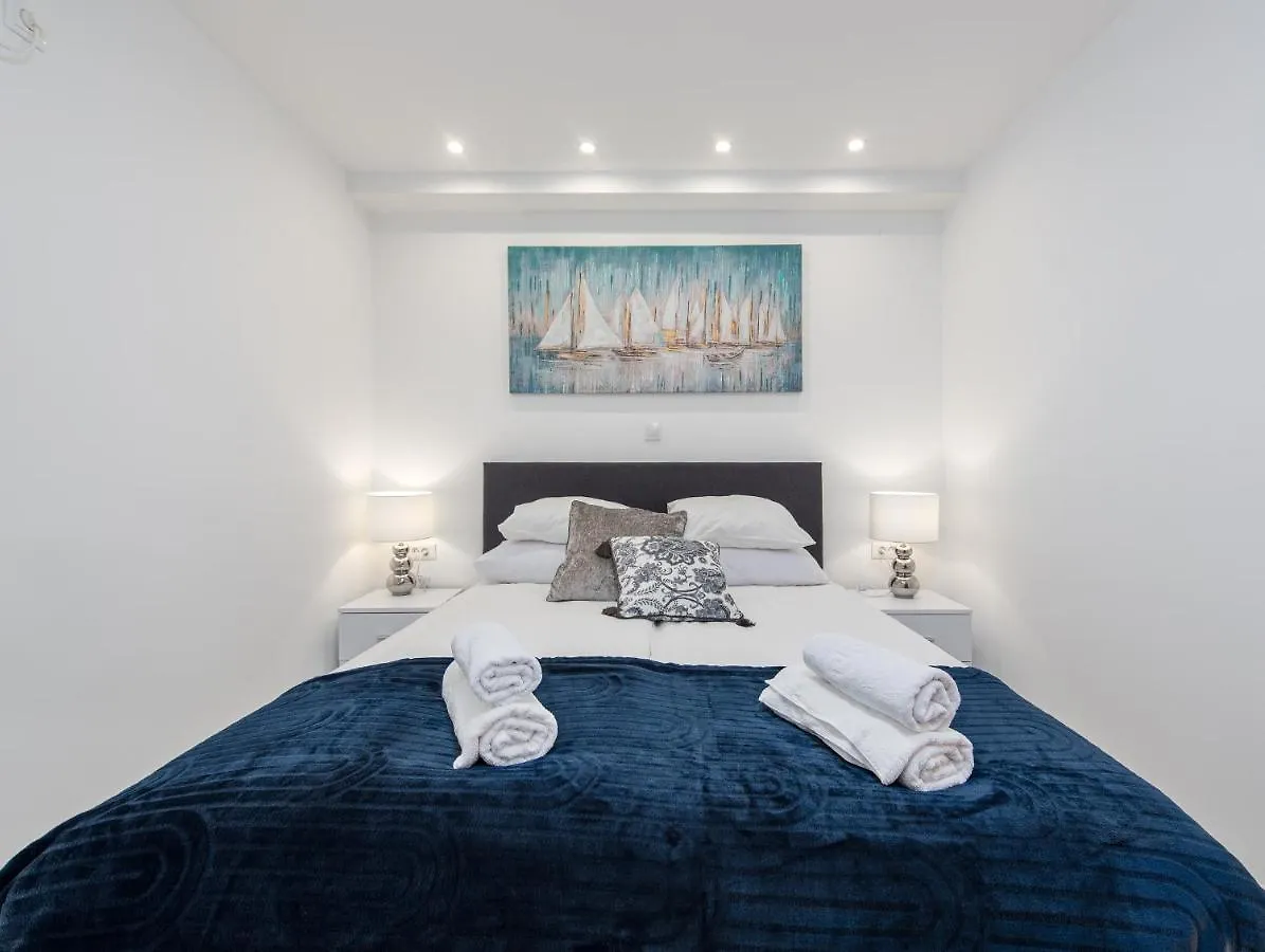 Villa Roko - Luxury Villa 60M From Beach! Zdrelac