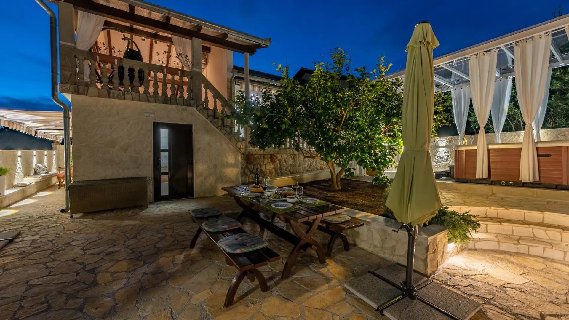 Villa Roko - Luxury Villa 60M From Beach! Zdrelac